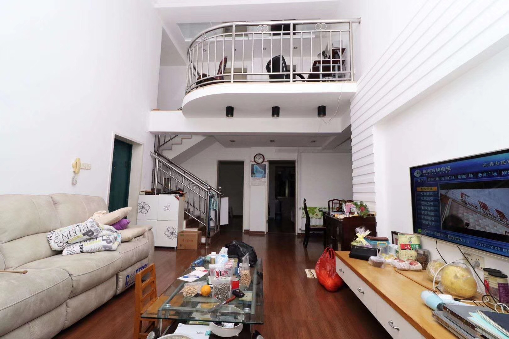 長(zhǎng)沙陽(yáng)明山莊110平米現(xiàn)代簡(jiǎn)約裝修案例