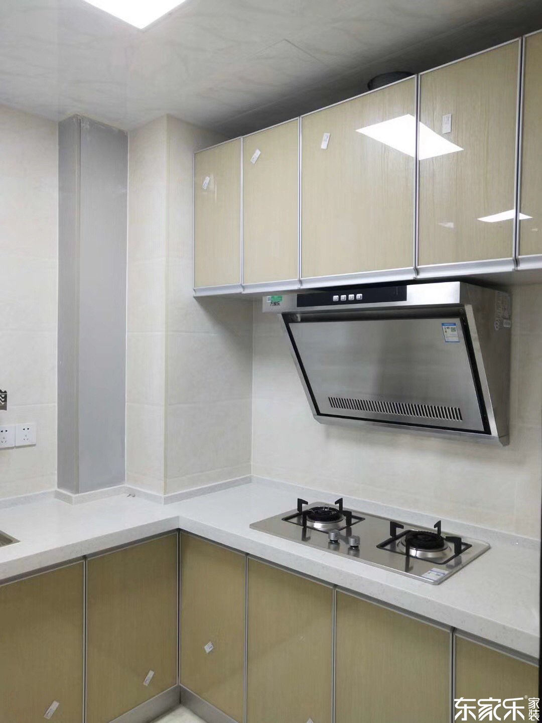 80平米現代簡約風格廚房櫥柜吊柜圖片